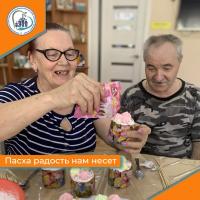 Пасха радость нам несет