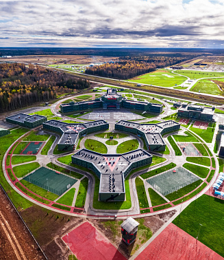 С 30 мая по 30 августа 2025 года в Учебно-методическом центре военно-патриотического воспитания молодежи "Авангард" пройдут десятидневные лагерные смены военно-патриотической направленности для подростков в возрасте от 10 до 17 лет